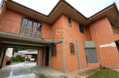 Casa com 4 quartos à venda na rua francisco may, 308, vista alegre, curitiba, 235 m2 por r$ 999.000
