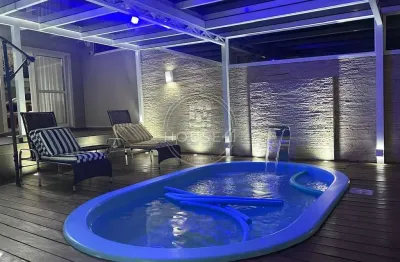 Casa com 3 quartos à venda na Rua Nicolau Serrato Sobrinho, 1316, Novo Mundo, Curitiba, 160 m2 por R$ 1.250.000