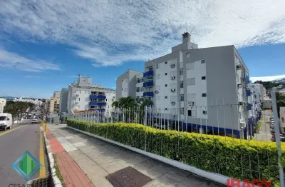 Maravilhoso apartamento no abraão, more com conforto e desfrute deste bairro bucólico