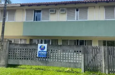 Sobrado , praia morro do cristo, guaratuba pr. sobrado com 3 quartos, 1 suíte, sala de estar/jantar, banheiro social, sacada