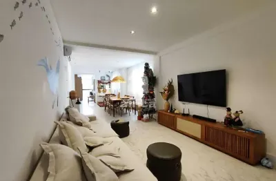 Apartamento 4 suítes mobiliado à 200m do mar, meia praia, itapema - sc