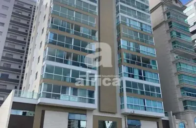 Excelente apartamento quadra mar | 4 suítes, 3 vagas de garagem na meia praia em itapema/sc - imobiliária áfrica, meia praia, itapema - sc