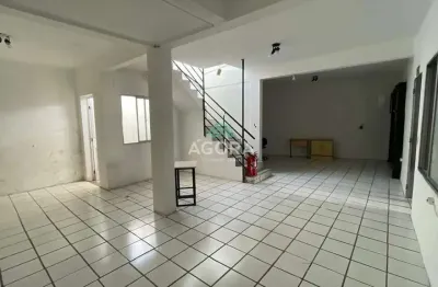 Casa comercial para alugar no marechal rondon, canoas  por r$ 4.000