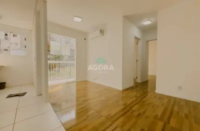 Apartamento com 2 quartos para alugar no Fátima, Canoas  por R$ 1.300