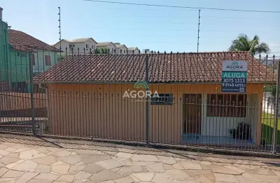 Casa em condomínio fechado com 2 quartos para alugar na Nossa Senhora das Graças, Canoas  por R$ 1.600
