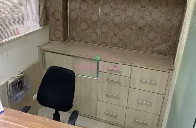 Sala comercial em condomínio no centro de jacareí - 30m²