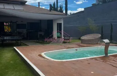 Casa no mirante do vale - 4 suítes - piscina e campo - semi-mobiliada