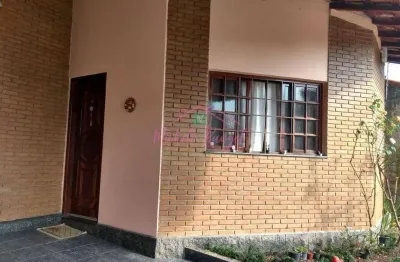 Casa terrea no cidade jardim - 3 quartos + edícula no fundo