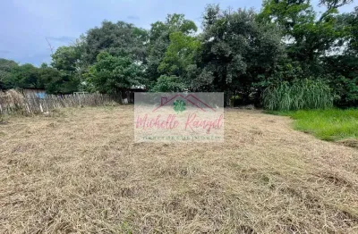 Terreno plano residencial/comercial de 1.182m² no pinheirinho