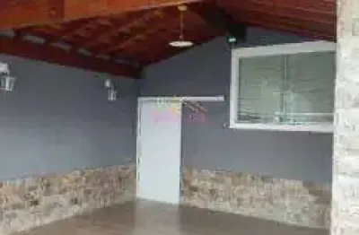 Casa térrea - 03 dormitórios + escritório - aceita permuta c/ apto menor