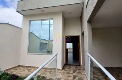 Casa villa branca – 3 dormitórios, área gourmet e piscina – 250 m