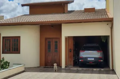 Casa com 4 quartos à venda na rua cristóvão bonini, 956, jardim proença i, campinas por r$ 790.000