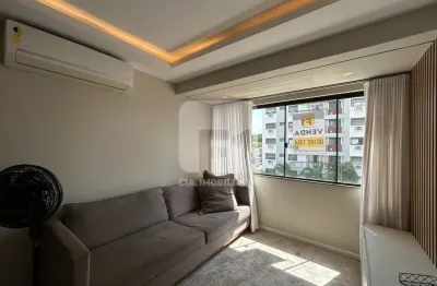 Apartamento de 3 dormitórios à venda na Agronômica, em Florianópolis.