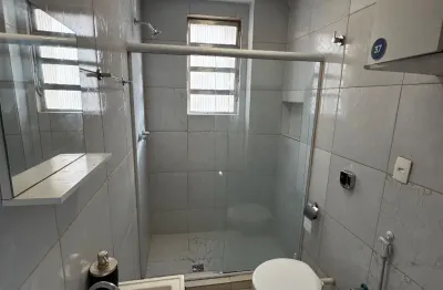 Vendo ótimo conjugado, em frente ao jardim botânico e farto comercios