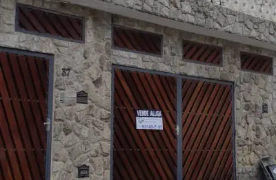 Casa para locação com 04 dormitórios, sendo 03 suítes na vila santa catarina em várzea paulista - sp.