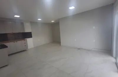 Casa para locação com 02 dormitórios, sendo 01 suíte no Residencial Santa Giovana em Jundiaí - SP.