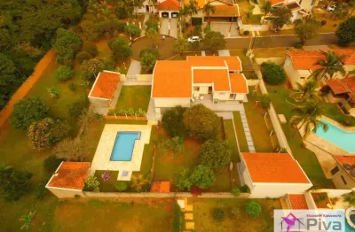 Casa à venda em condomínio fechado, vale verde em leme/sp!
