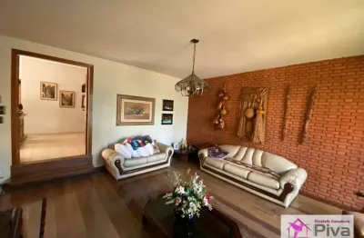 Casa ampla com 3 dormitórios à venda na área central - leme/sp
