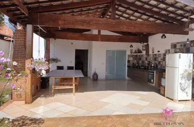 Sobrado com 3 dormitórios à venda, 157 m² por r$ 700.000,00 - são joão - santa cruz da conceição/sp