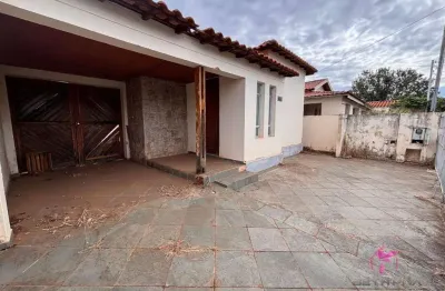 Casa com 2 dormitórios à venda, 163 m² por r$ 600.000 - centro - leme/sp