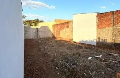 Terreno à venda no Jardim Residencial Cambuhy, Leme 