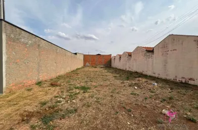 Terreno à venda no Jardim Universitário, Leme 