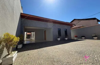 Casa com 2 quartos à venda no Jardim Juana, Leme 