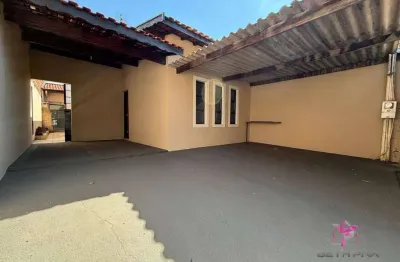 Casa com 2 quartos à venda no Jardim Presidente, Leme 