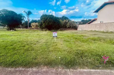 Terreno à venda no condomínio canto da terra, em santa cruz da conceição.