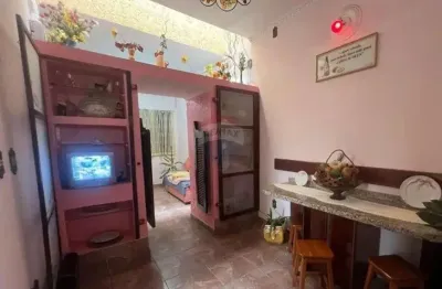 Sobrado espaçoso e versátil, ideal para quem busca conforto, funcionalidade e segurança!
