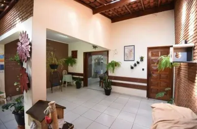 Casa térrea com 3 domritórios na vila operária rio claro/sp