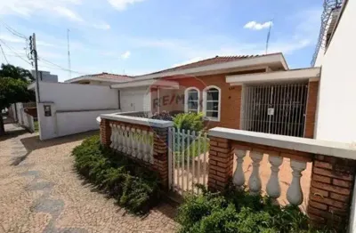 Casa para venda com 268 metros quadrados com 3 quartos em zona central - rio claro - sp