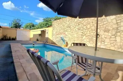 Casa com 4 quartos à venda na Rua Inhambus, Nova Piracicaba, Piracicaba