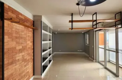 Apartamento à venda tem138 metros quadrados com 3 quartos no residencial Europa em Bauru-SP