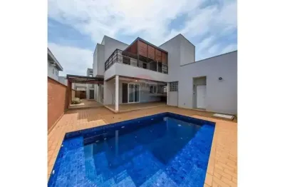 Casa a venda com 4 suítes no condomínio são conrado, araras/sp