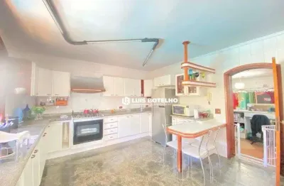 Casa sobrado com 3 dormitórios à venda, 326 m² por r$ 950.000 - nova piracicaba - piracicaba/sp
