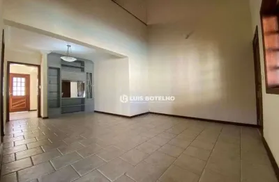 Casa térrea no residencial green village com 3 dormitórios e 4 vagas de garagem - r$ 1.200.000,00
