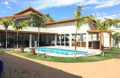 Casa térrea no condomínio park campestre i com 3 suítes e 4 vagas de garagem - r$ 3.500.000,00
