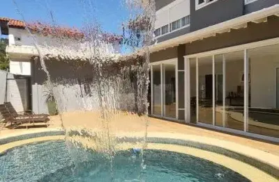 Casa de condomínio sobrado para venda possui 341 metros quadrados com 3 quartos