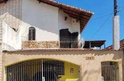 Casa com 3 quartos à venda na Avenida Presidente Castelo Branco, 518, Cidade Ocian, Praia Grande