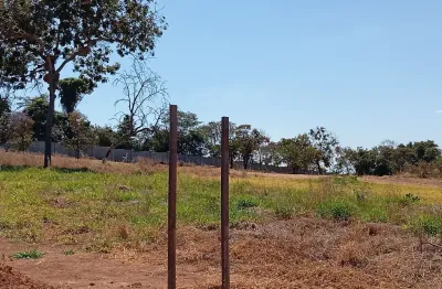 Terreno em condomínio fechado à venda no Condomínio Miraflores, Hidrolândia 