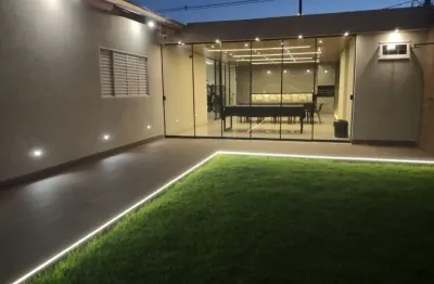 Linda casa 5 quartos, de esquina a venda no setor bueno