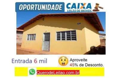 Casa com 2 quartos à venda na Rua Padre Júlio de Raz, Centro, Campo Florido