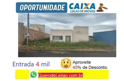 Casa com 1 quarto à venda na Praça Padre Félix, Centro, Felixlândia