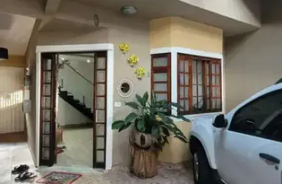 Casa para Locação em São José dos Campos, Residencial Bosque dos Ipês, 3 dormitórios, 1 suíte, 1 banheiro, 2 vagas