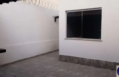 Casa com 2 quartos à venda na Rua Doze, 291, Jardim Verona, Ribeirão das Neves