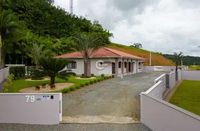 Casa com 4 quartos à venda na artur sardagna, 79, caixa d'água, guaramirim, 313 m2 por r$ 1.490.000