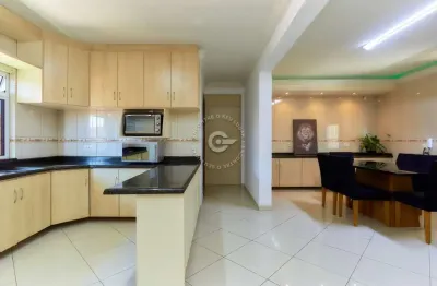 Casa com 4 quartos à venda na rua celestina escolaro foggiatto, 1054, cruzeiro, são josé dos pinhais, 400 m2 por r$ 1.240.000