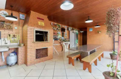 Casa com 3 quartos à venda na rua 25 de agosto, 557, boqueirão, curitiba, 415 m2 por r$ 1.780.000