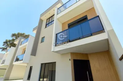 Casa em condomínio fechado com 3 quartos à venda na Travessa Ferreira, 52, Uberaba, Curitiba, 131 m2 por R$ 840.000